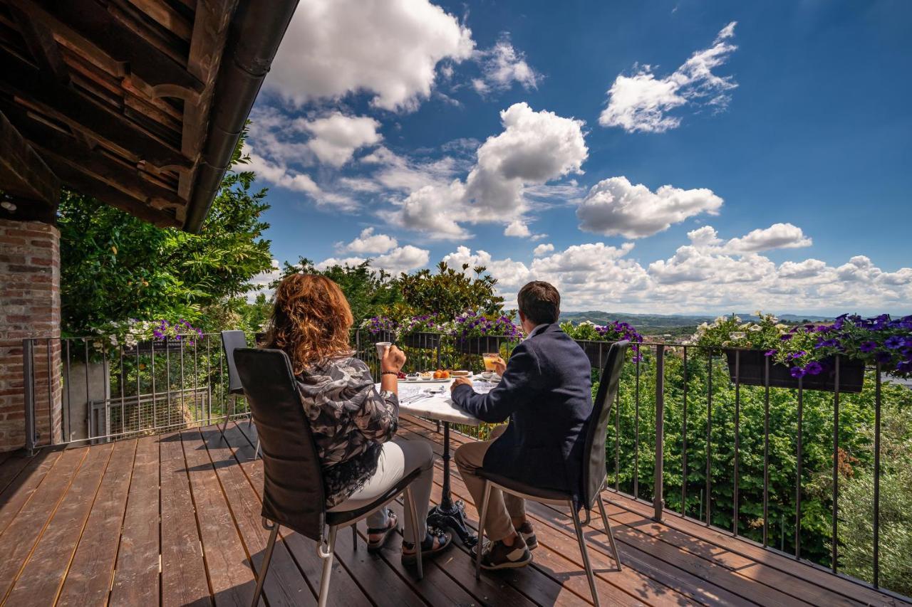 La Madernassa Resort - Casalora Dimora Storica Di Charme グアレーネ エクステリア 写真