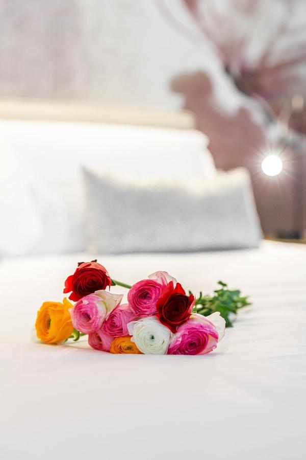 La Madernassa Resort - Casalora Dimora Storica Di Charme グアレーネ エクステリア 写真