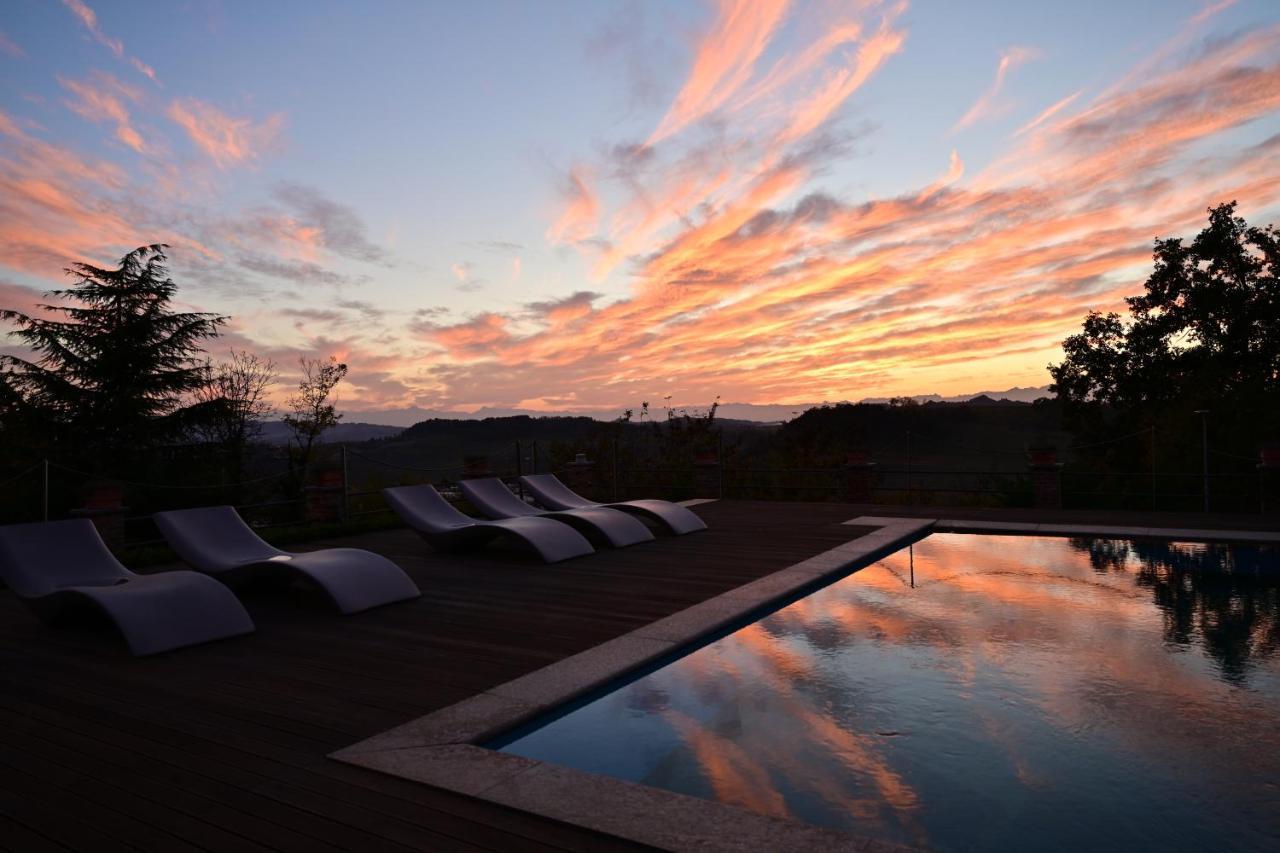 La Madernassa Resort - Casalora Dimora Storica Di Charme グアレーネ エクステリア 写真