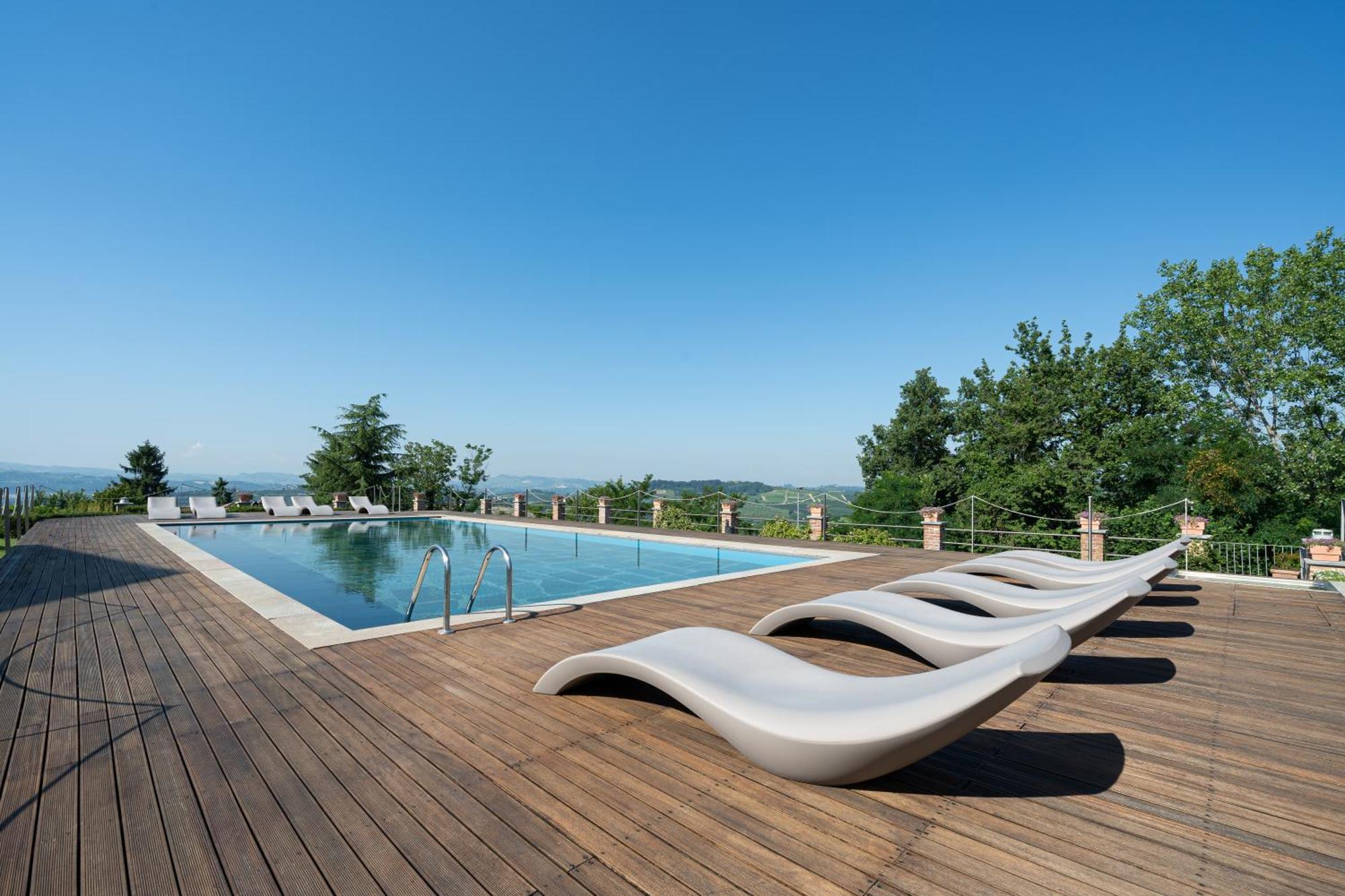 La Madernassa Resort - Casalora Dimora Storica Di Charme グアレーネ エクステリア 写真