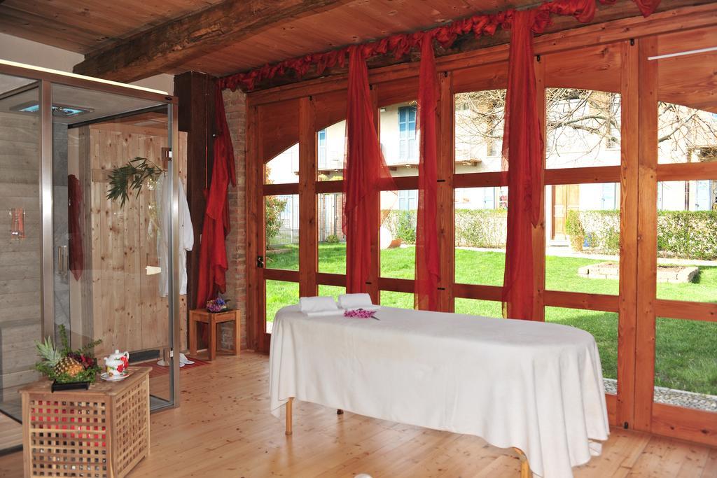 La Madernassa Resort - Casalora Dimora Storica Di Charme グアレーネ エクステリア 写真